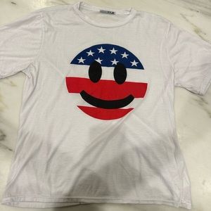 KYLIE red white and blue smiley face. Size XL.